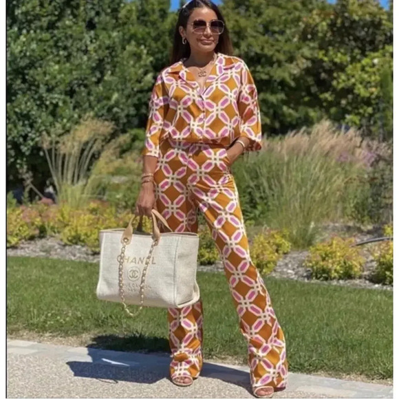 ZARA Geo Pajama Style Top Lounge Wear Blogger Favorite Retro Mod Size Small - Picture 1 of 7